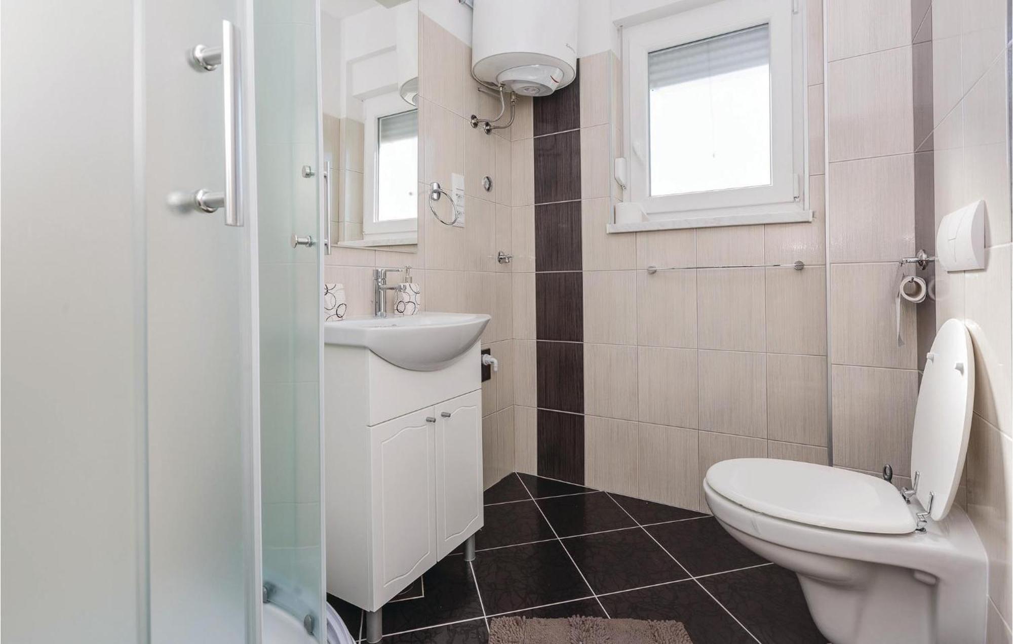 Amazing Apartment In Saldun With Wifi Trogir Bagian luar foto